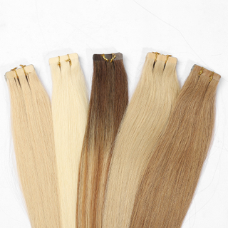 Ruban dans des extensions 100% de cheveux vierges cru