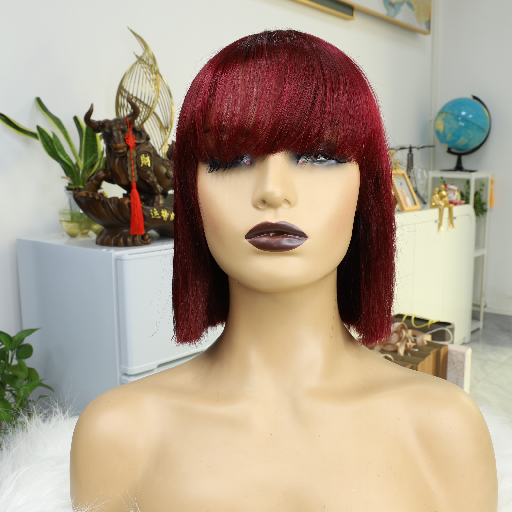 99J Red Bob Remy Wigs avec frange 10 pouces de machine faite borgogne