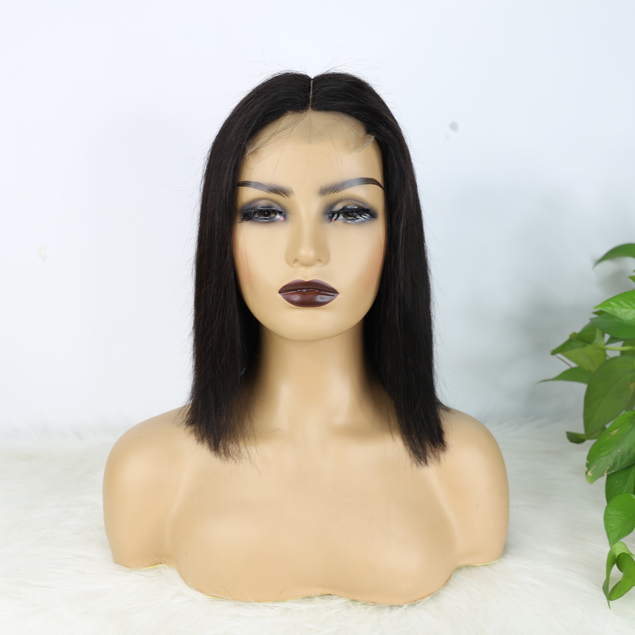 Fermeture en dentelle courte Bob Wig T Partie 4x1 Remy Human Hair for Black Women