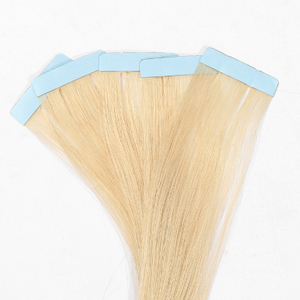 En gros 100% de ruban de cheveux humain vierge à 100% cru dans les extensions de la cuticule alignée Bone osseuse raide dans les extensions de cheveux naturels