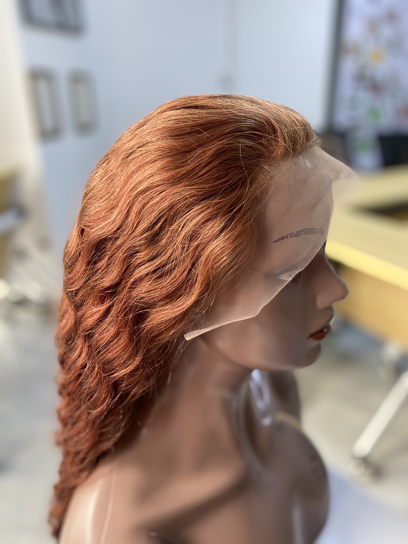 Perruques en gros perruques de cheveux humains bouclés vins Gingembre brésilien Remy Water Wave Lace Front Perruque à 180% Pré-cueilli